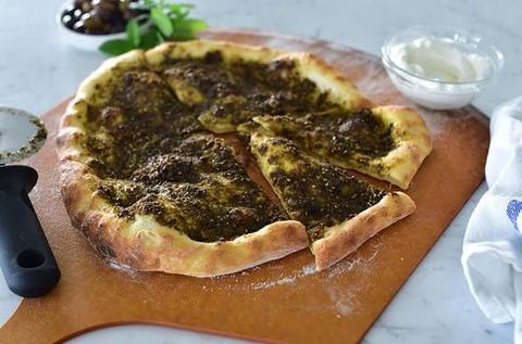 Za'atar manoush pizza